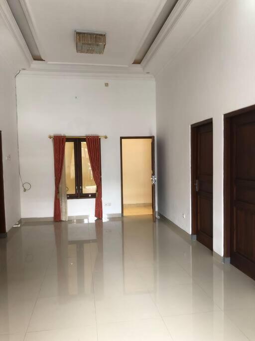 Richandy House - 3 Bedroom Full Ac & Hot Water Kejayan Екстериор снимка